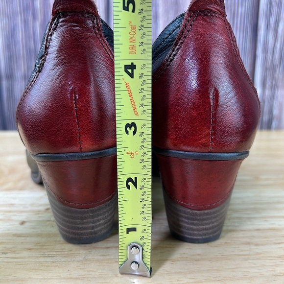 ⭐️Spring Step L'Artiste Arabella Ankle Booties Side Zip Red/Black Sz 35/4 - Picture 6 of 9